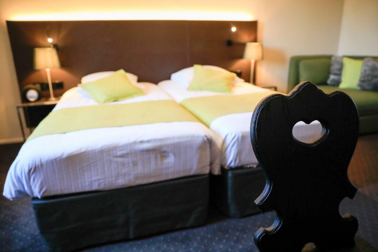 Hotel L'Auberge Alsacienne Eguisheim Room photo
